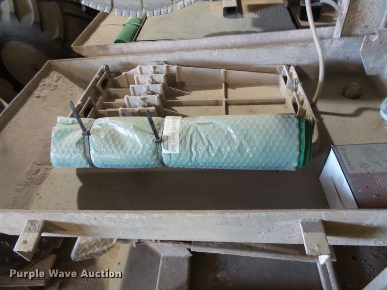 image for item FU9261 (2) brick saws