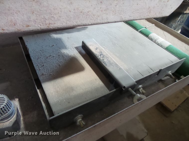 image for item FU9261 (2) brick saws