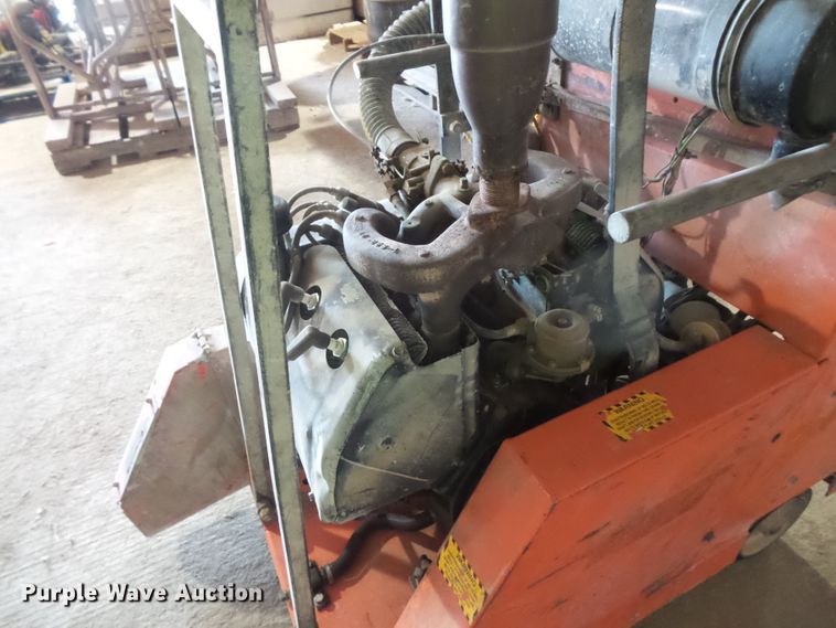 image for item FU9262 (2) Concrete saws