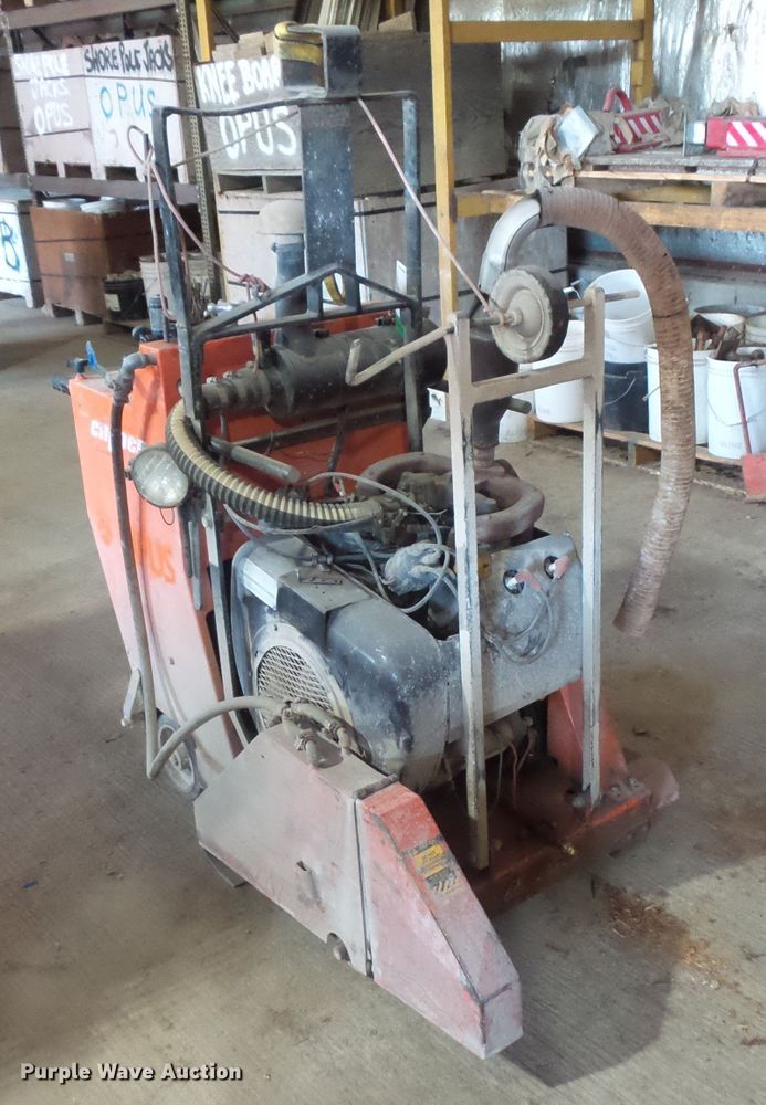 image for item FU9262 (2) Concrete saws