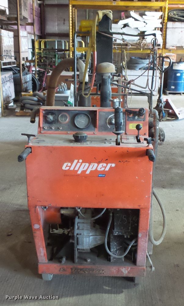 image for item FU9262 (2) Concrete saws