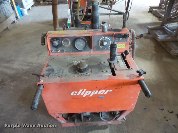 image for item FU9262 (2) Concrete saws