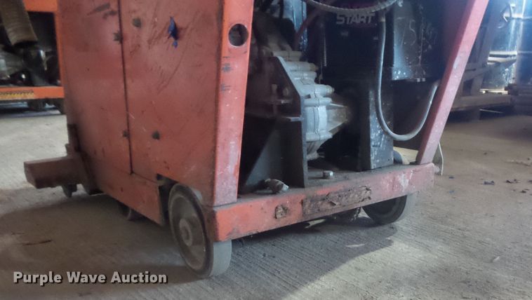 image for item FU9262 (2) Concrete saws