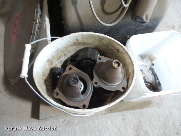 image for item FU9262 (2) Concrete saws