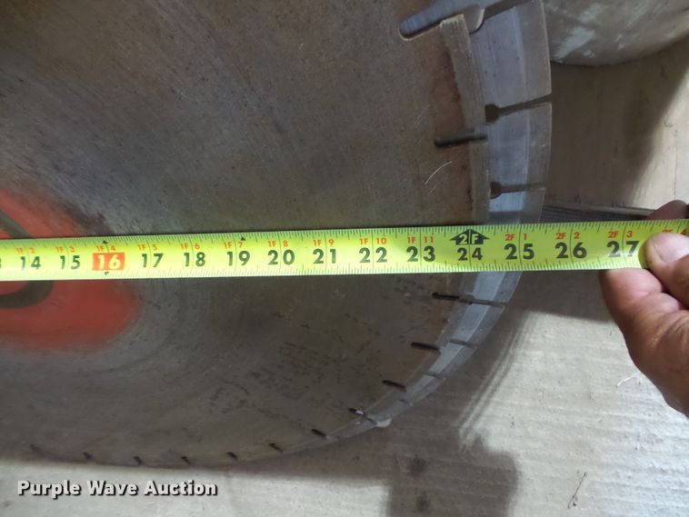 image for item FU9262 (2) Concrete saws