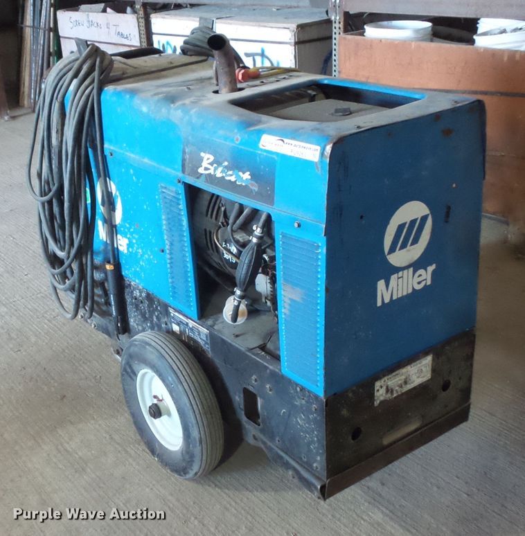 image for item FU9263 Miller Bobcat 225T welder