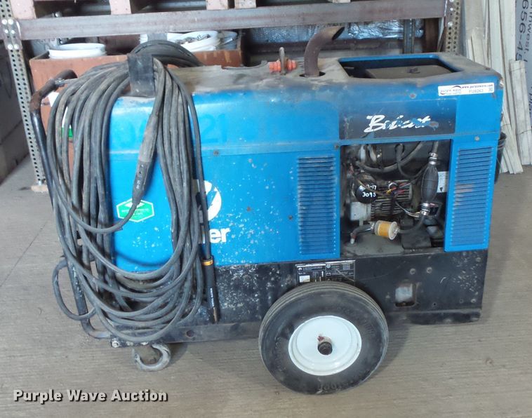 image for item FU9263 Miller Bobcat 225T welder