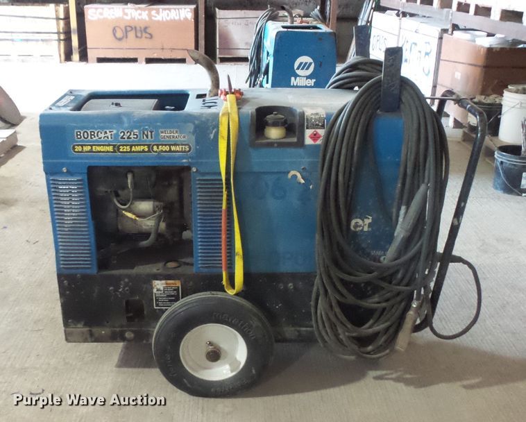 image for item FU9264 Miller Bobcat 225T welder