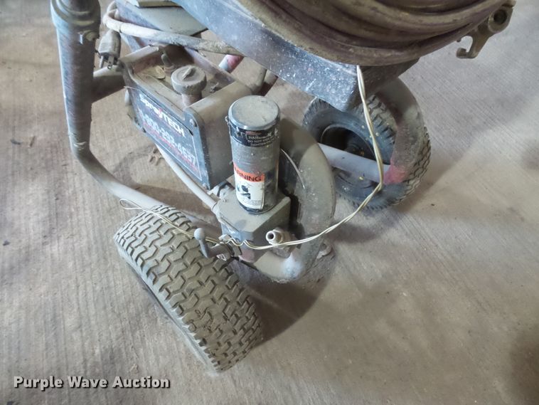 image for item FU9265 (2) Spraytech EP2510 paint sprayers