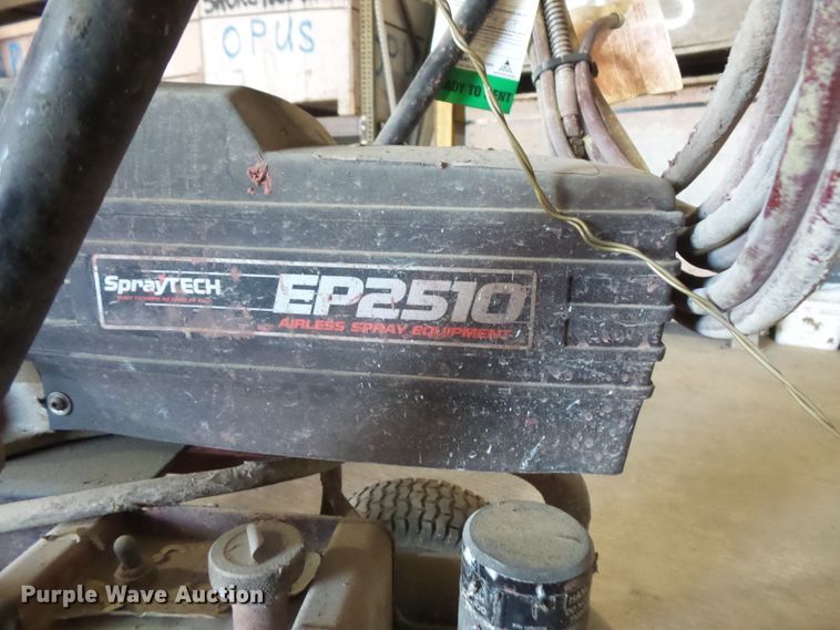 image for item FU9265 (2) Spraytech EP2510 paint sprayers