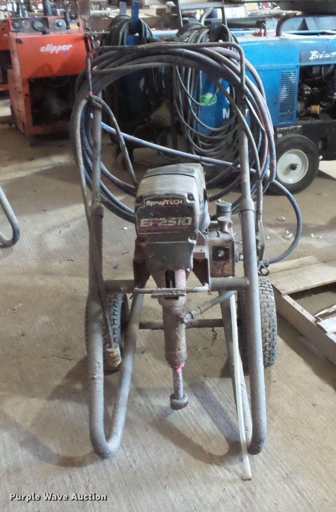 image for item FU9265 (2) Spraytech EP2510 paint sprayers