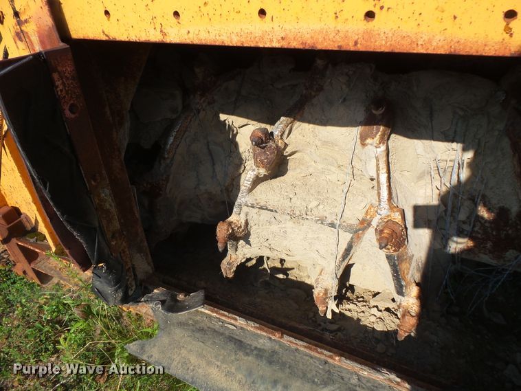 image for item FU9272 CMI TR3503 cold planer