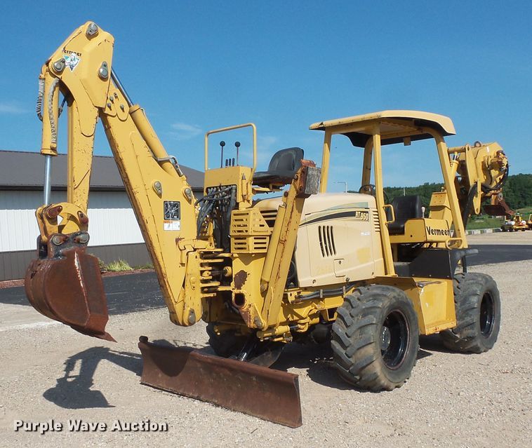 image for item FU9274 2006 Vermeer RT950 vibratory cable plow