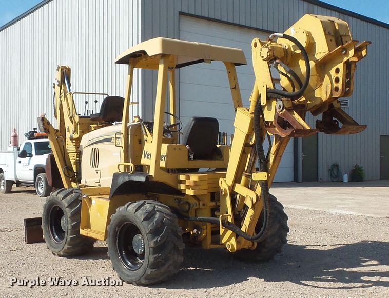 image for item FU9274 2006 Vermeer RT950 vibratory cable plow