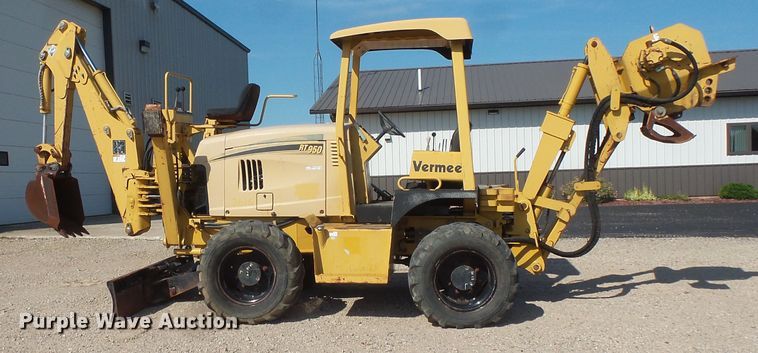 image for item FU9274 2006 Vermeer RT950 vibratory cable plow
