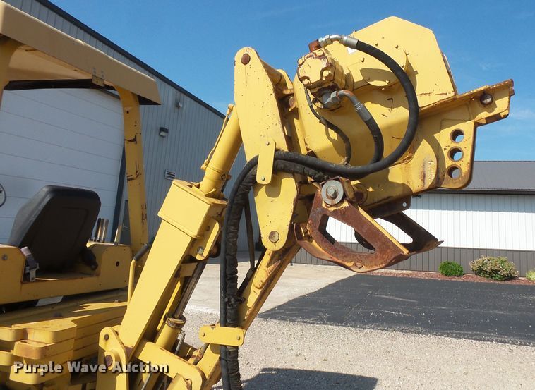 image for item FU9274 2006 Vermeer RT950 vibratory cable plow