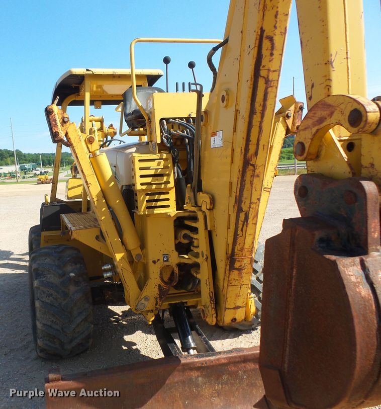 image for item FU9274 2006 Vermeer RT950 vibratory cable plow