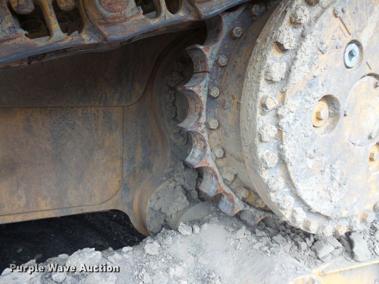 image for item FU9275 2002 Caterpillar D6R LGP dozer