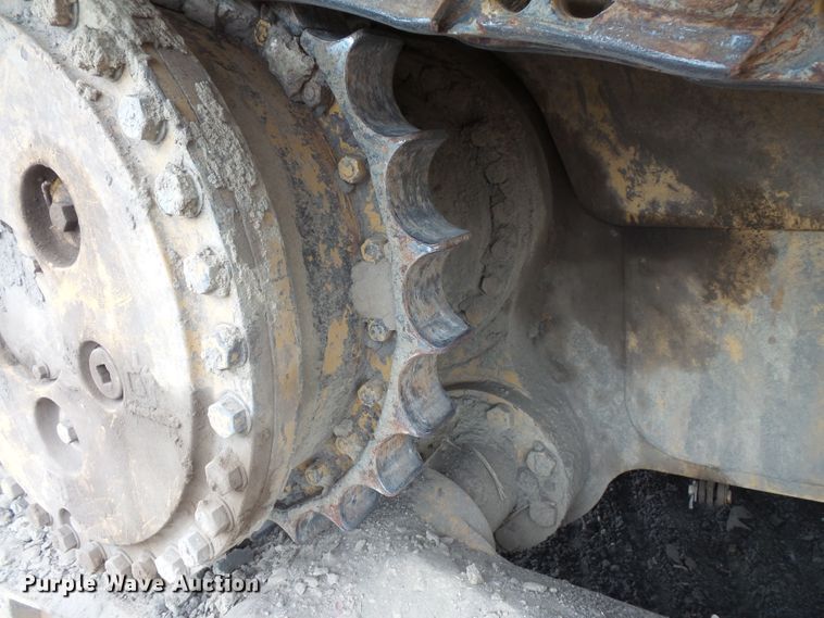 image for item FU9275 2002 Caterpillar D6R LGP dozer