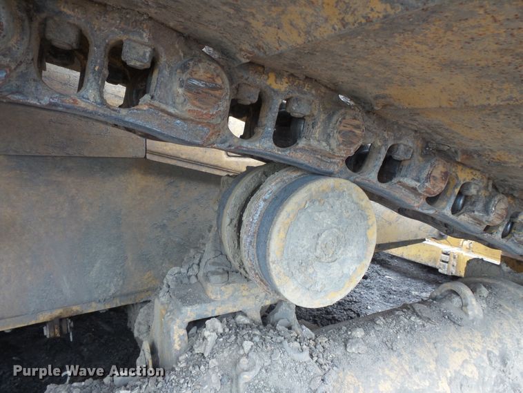 image for item FU9275 2002 Caterpillar D6R LGP dozer