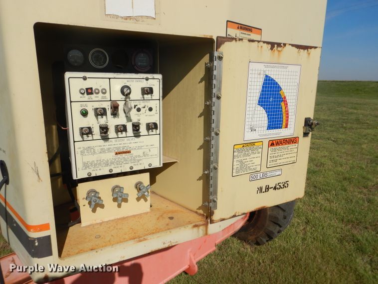 image for item FY9682 2002 JLG 80HX boom lift