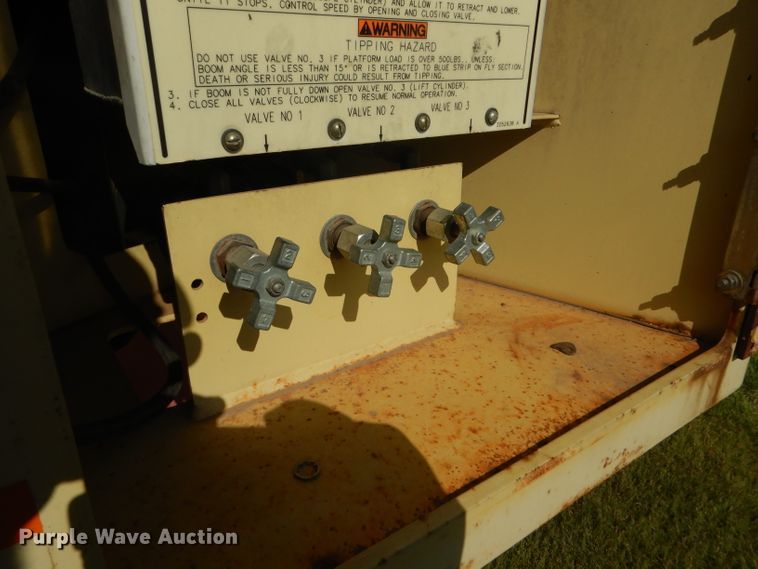 image for item FY9682 2002 JLG 80HX boom lift