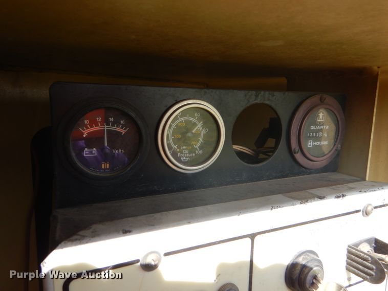 image for item FY9682 2002 JLG 80HX boom lift