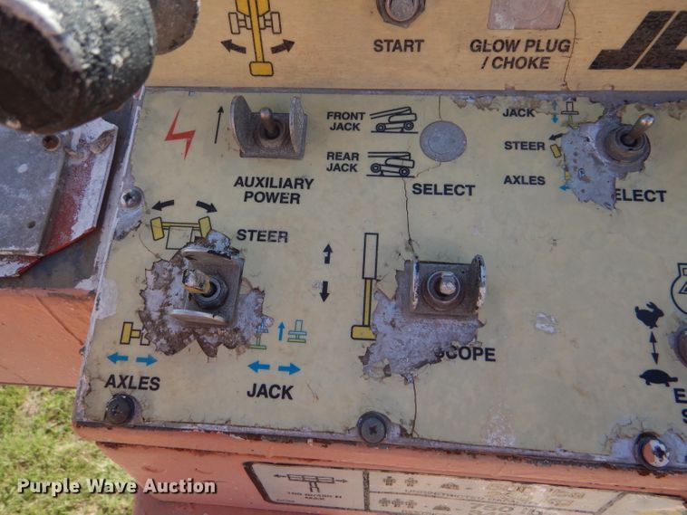 image for item FY9682 2002 JLG 80HX boom lift