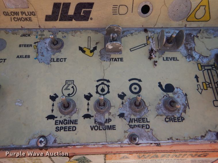 image for item FY9682 2002 JLG 80HX boom lift