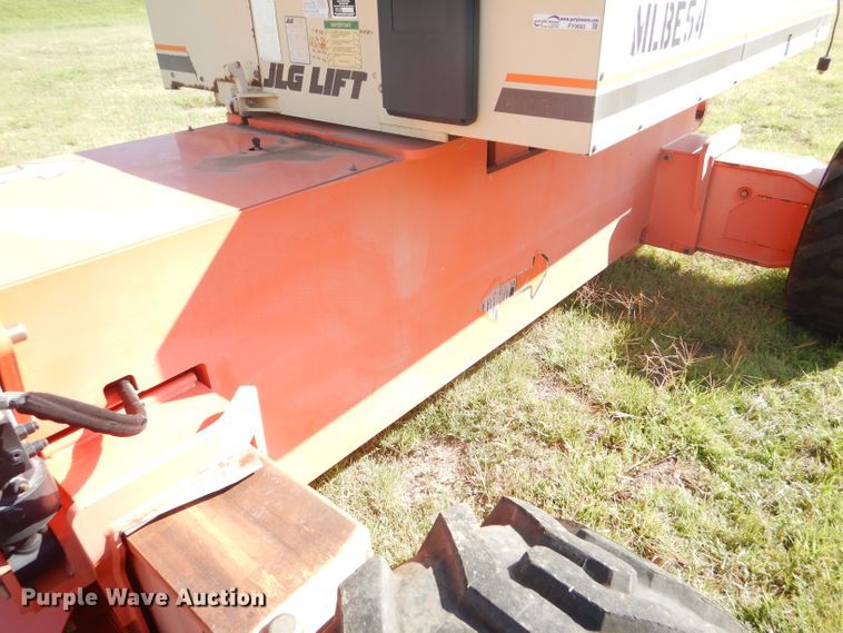 image for item FY9682 2002 JLG 80HX boom lift