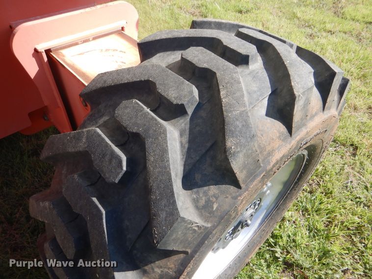 image for item FY9682 2002 JLG 80HX boom lift