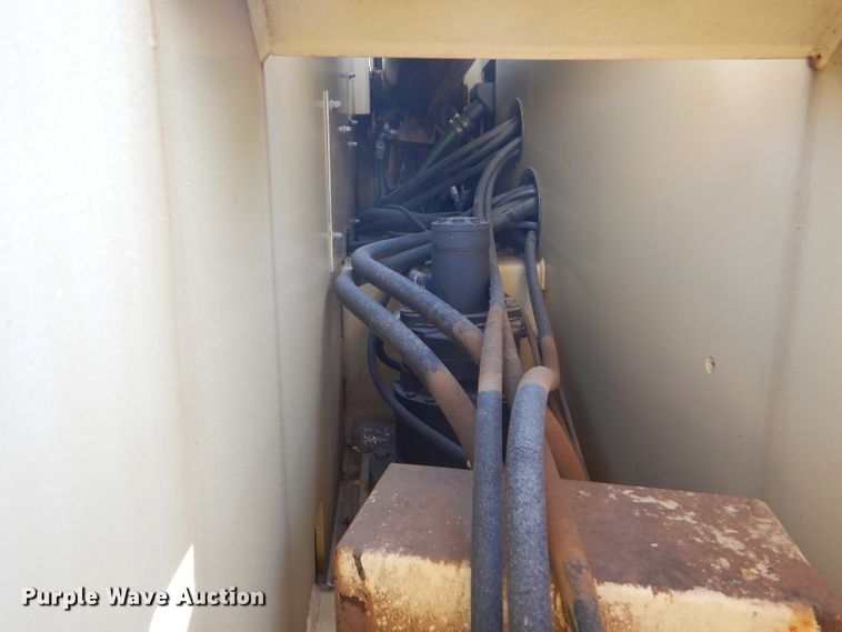 image for item FY9682 2002 JLG 80HX boom lift