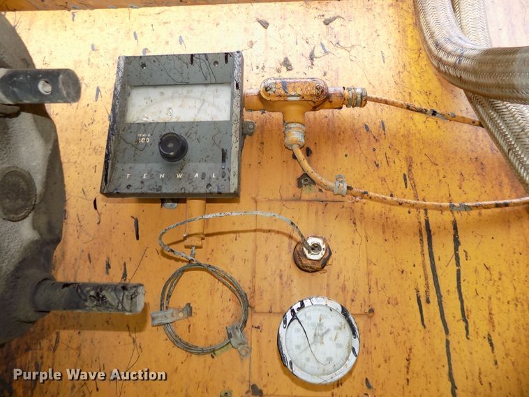 image for item G1870 CMI CT15/20PS asphalt trailer