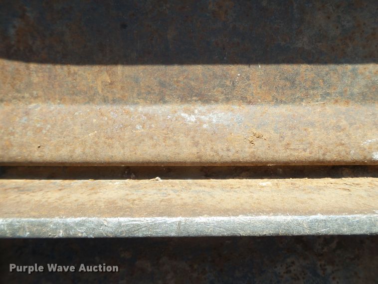 image for item GB9999 2003 John Deere 750C Series II dozer