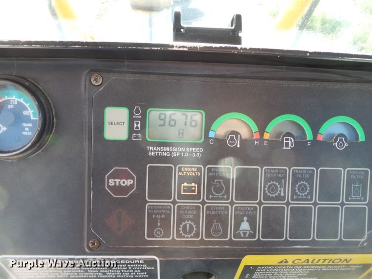 image for item GB9999 2003 John Deere 750C Series II dozer