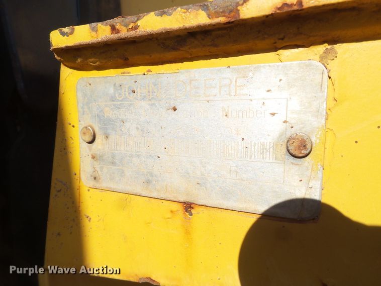 image for item GB9999 2003 John Deere 750C Series II dozer