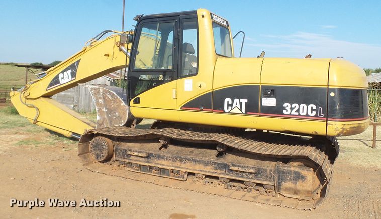 image for item GC9000 2005 Caterpillar 320C L excavator