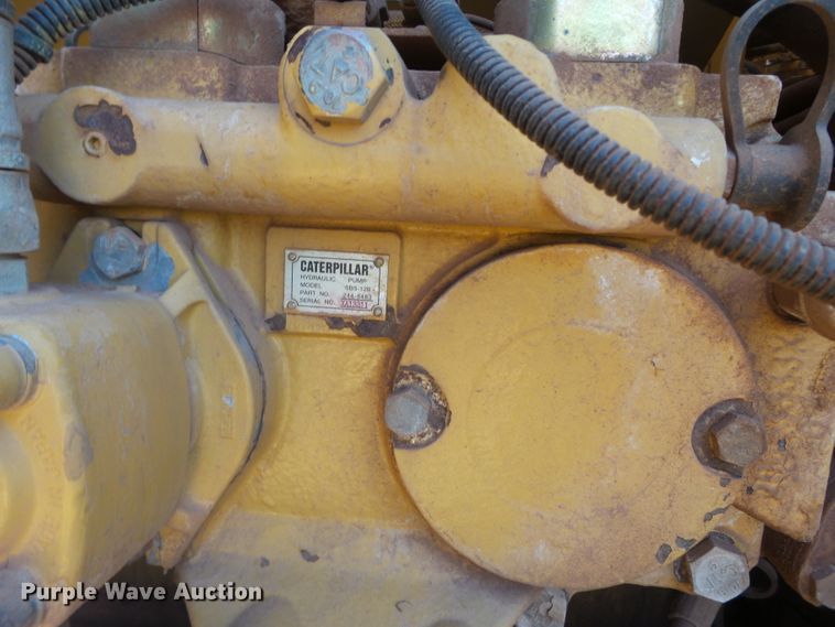 image for item GC9000 2005 Caterpillar 320C L excavator