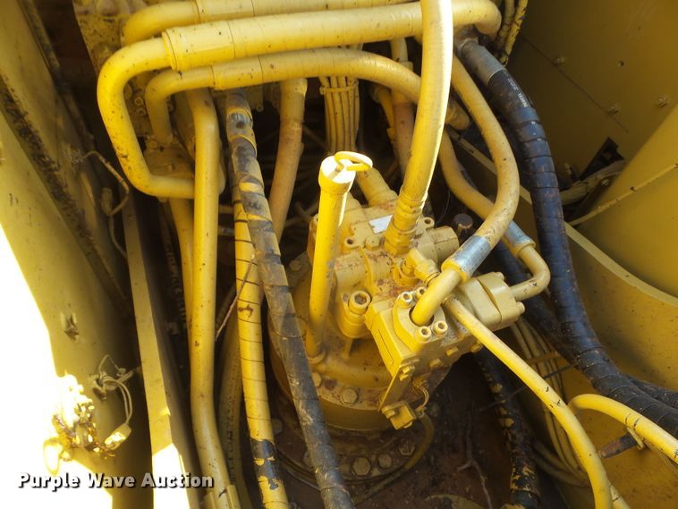 image for item GC9000 2005 Caterpillar 320C L excavator