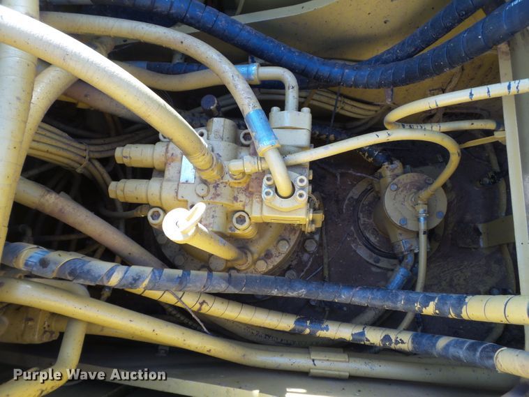 image for item GC9000 2005 Caterpillar 320C L excavator