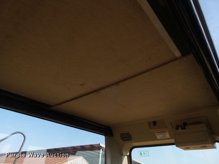 image for item GC9000 2005 Caterpillar 320C L excavator