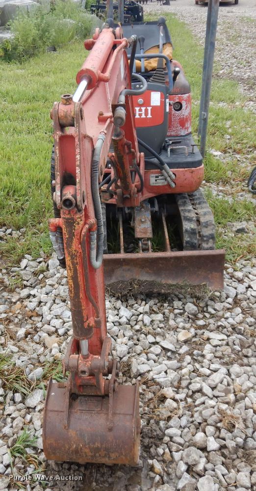 image for item GG9006 IHI mini excavator