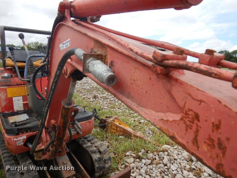 image for item GG9006 IHI mini excavator