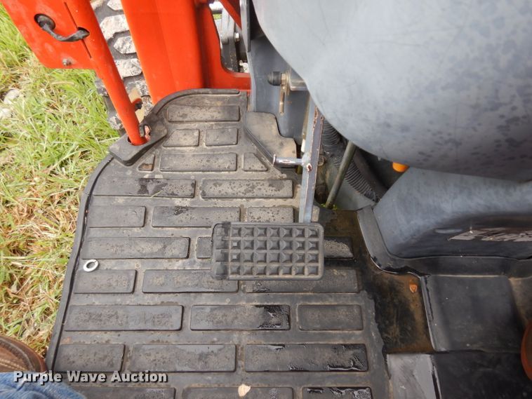 image for item GG9007 2004 Kioti CK25 MFWD tractor