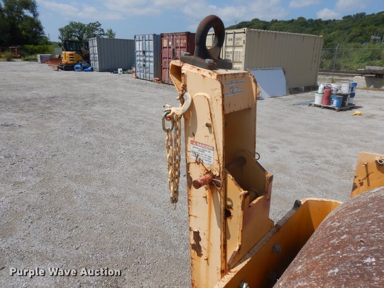 image for item GG9042 2007 Ingram RS207 double drum roller