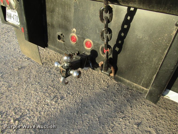 image for item DG1406 2016 Ford F550 Super Duty Crew Cab flatbed truck