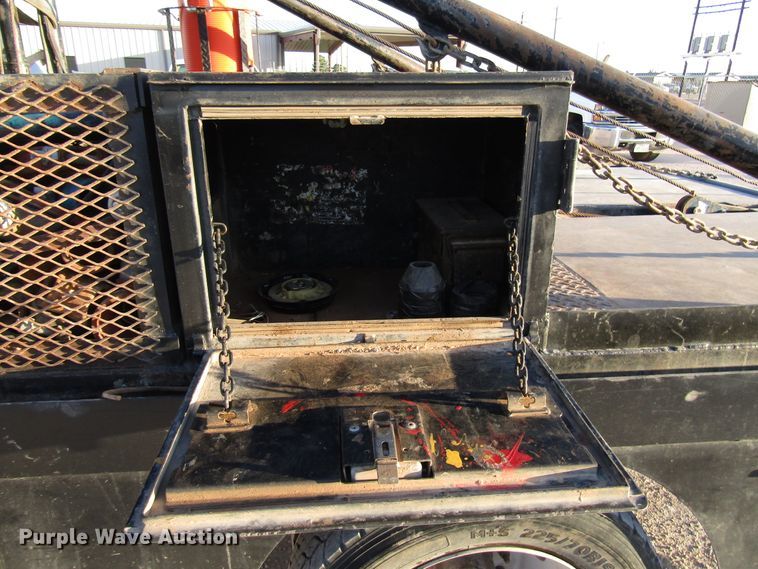 image for item DG1406 2016 Ford F550 Super Duty Crew Cab flatbed truck