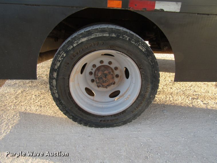 image for item DG1406 2016 Ford F550 Super Duty Crew Cab flatbed truck