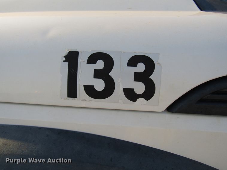 image for item DG1407 2014 Ford F550 Super Duty Crew Cab flatbed truck