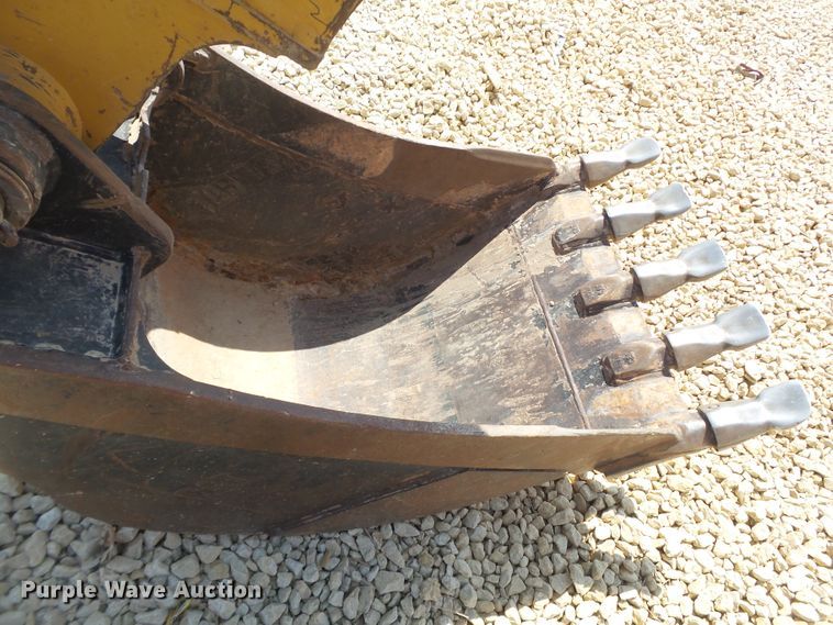 image for item DI0749 2012 Caterpillar 420F backhoe